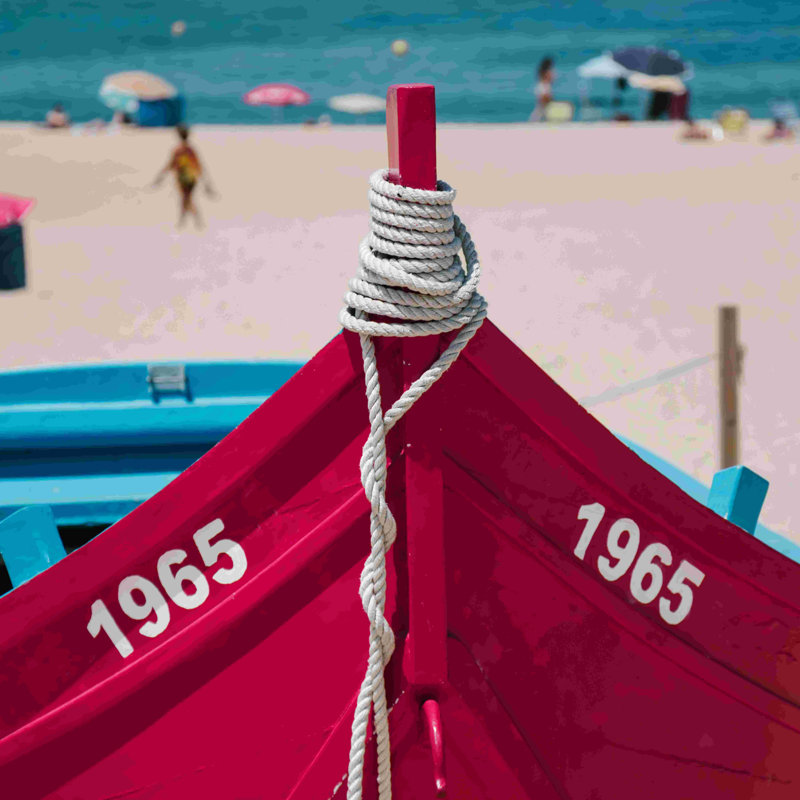Bateau de pêche portugais II - photographie, H 12 po x l 12 po, Non, Toile tendue