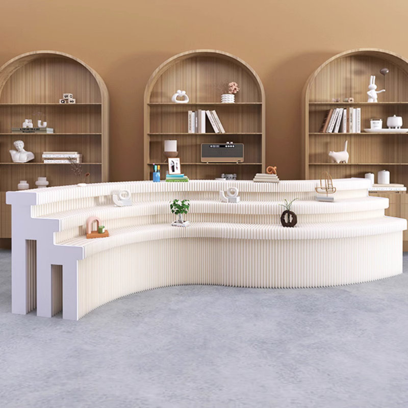 Meuble d'exposition multi-niveaux - Vitrine pliable et légère pour événements, H 38,58 po x l 196,85 po x P 29,53 po