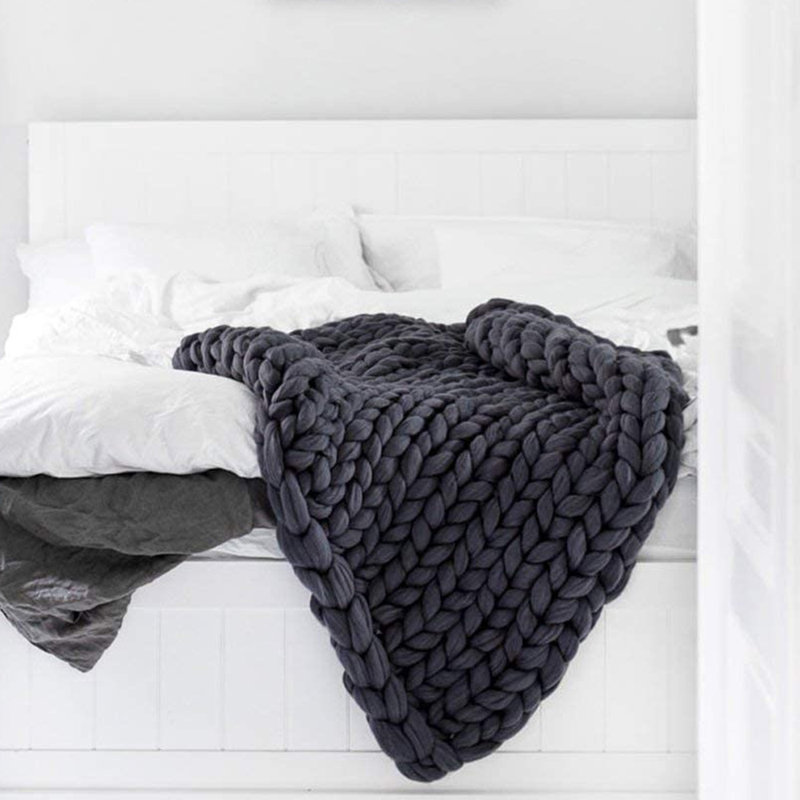  Couverture Line, l 79 po x L 79 po, Gris foncé