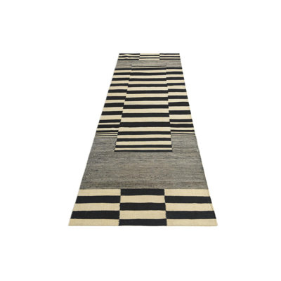 Runner 2'10 x 9'7 Petrella Cream Rug