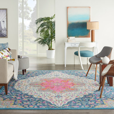 Verda Oriental Indoor Rug
