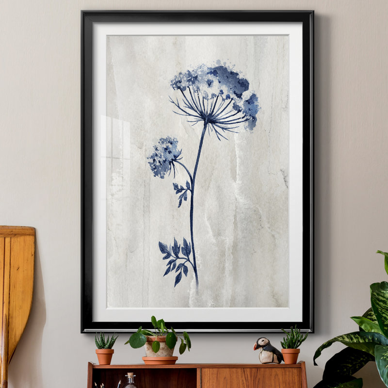 «Indigo Botanical I» par J Paul - reproduction d'art sur toile tendue, H 26,5 po x l 36,5 po x P 1,5 po, Cadre noir