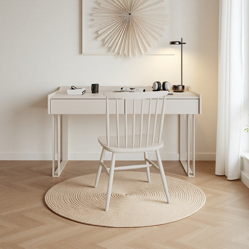 Bureau moderne blanc familial