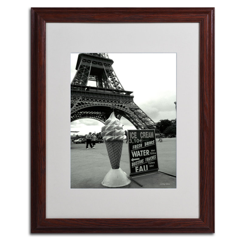 « eiffel tour ice crème » par kathy yates, reproduction de photo encadrée, H 20 po x l 16 po x P 0,5 po, Brun - Biseautée