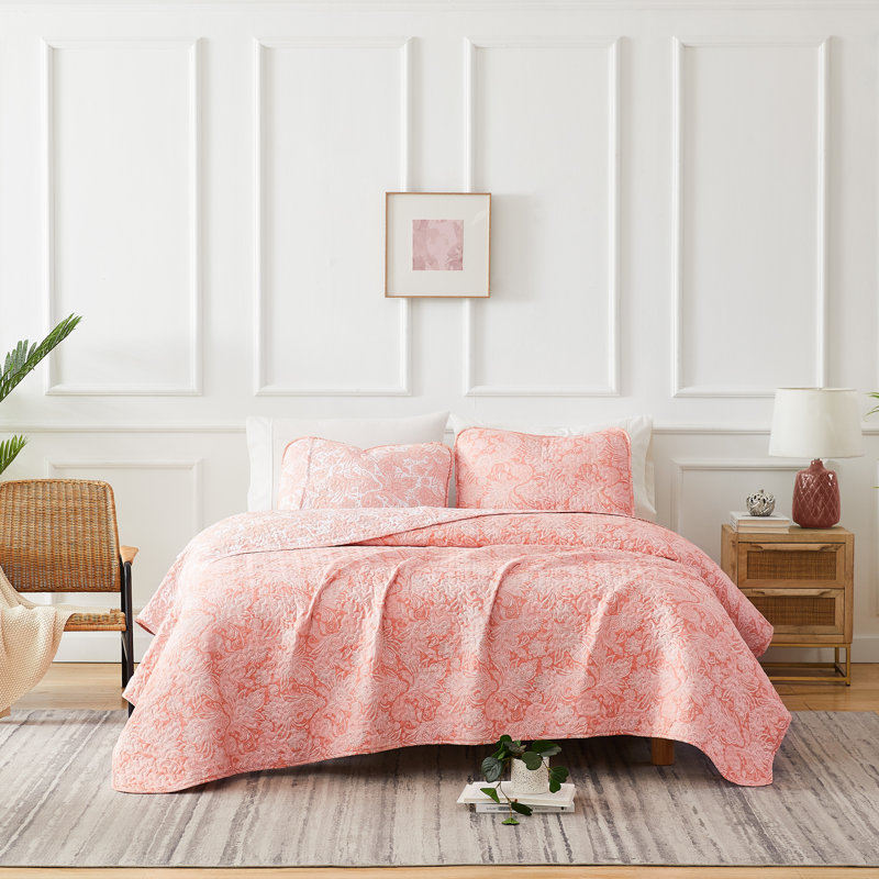 Perfect Paisley Coral Haze King Microfiber Reversible Quilt Set