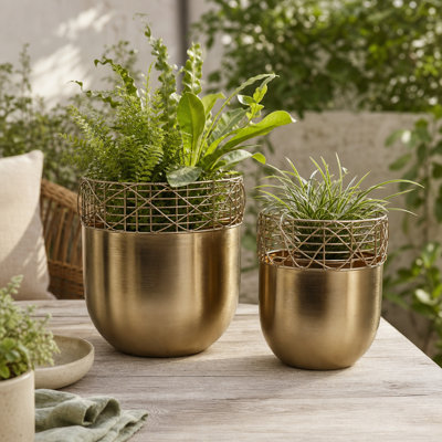 Decorative Metal Wire Planters For Indoor And Outdoor Styling - Contemporary Flower Pots For Plants, Patio, And Living Room Decor - Set Of 2, 12", 10"