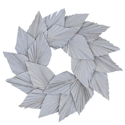 Natural Botanicals 17" Palm Spear Wreath