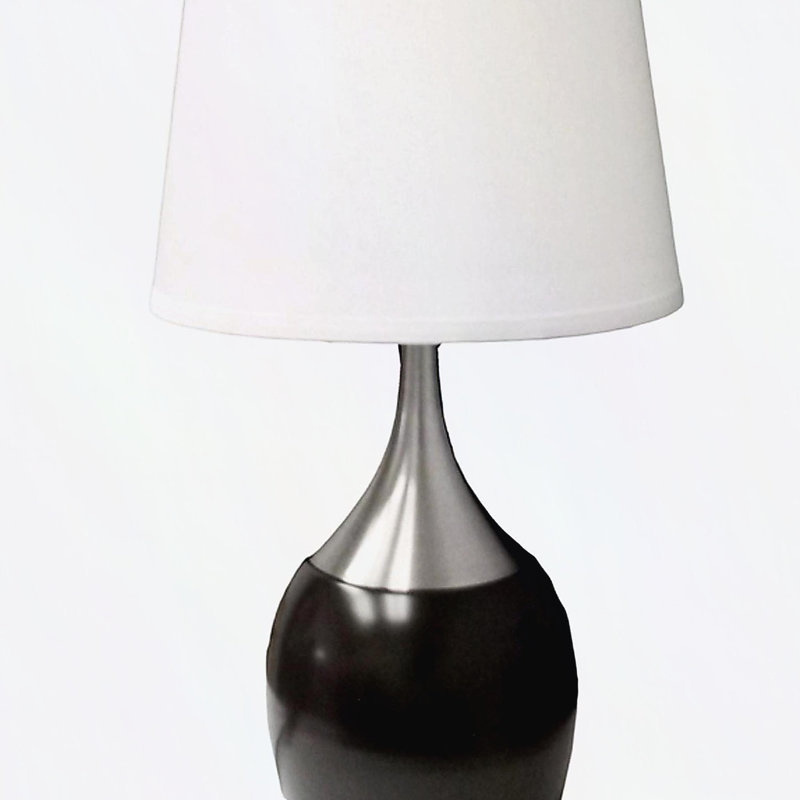 Lampe de table en métal 24 po avec finition espresso et abat-jour blanc 24 po, Noir