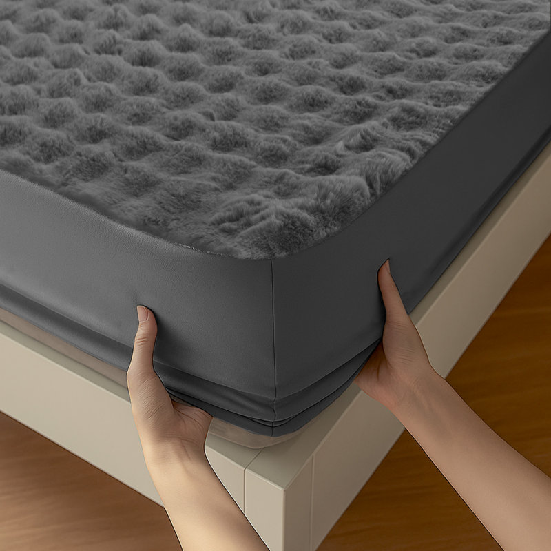 Luxury Thermal Supersoft Faux fur Fitted Sheet - Alpine, Charcoal, Single