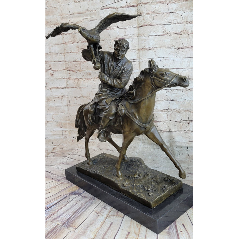 Figurines et sculptures