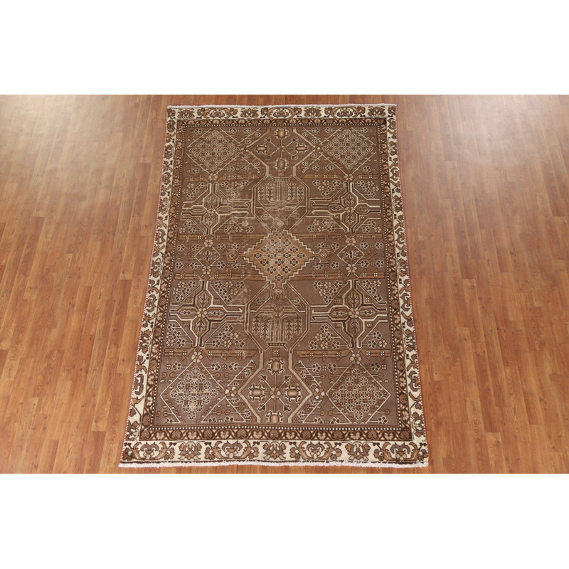 Tapis brun géométrique 6 x 9