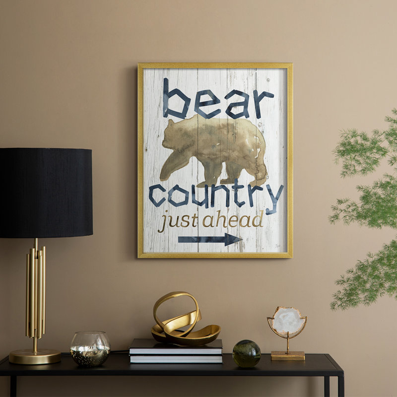 «Bear Country», reproduction encadrée - bois massif, H 30 po x l 24 po, Doré