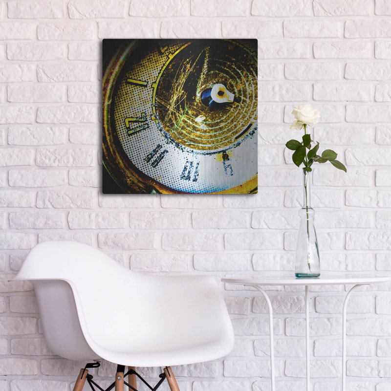 «Garage 2» par Lightbox Journal, H 24 po x l 24 po