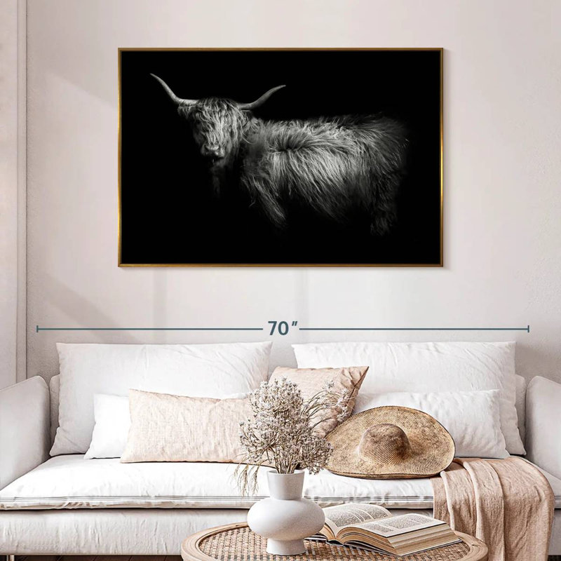 Hello Highland Cow, 46 po x 31 po, Cadre flottant doré