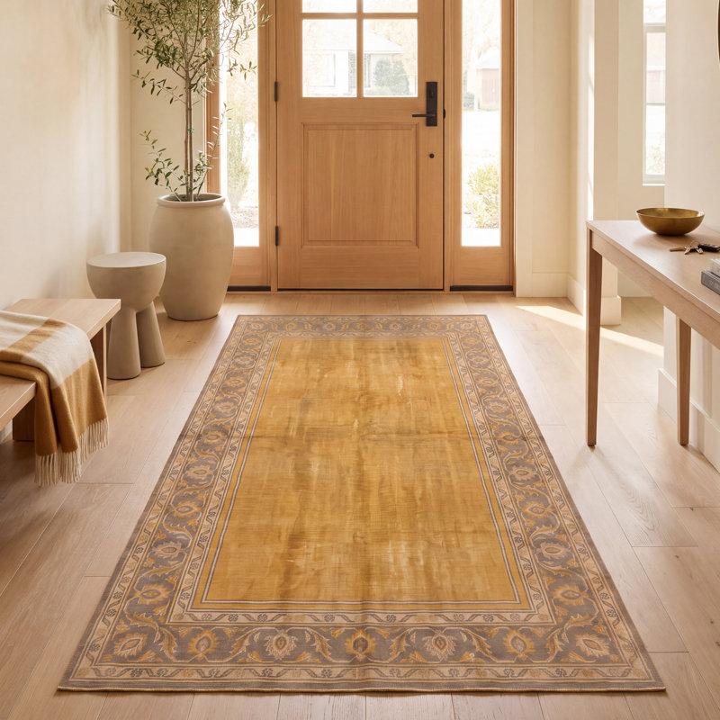Tapis Sienna2 moderne minimaliste à bordure géométrique or, vert et gris, lavable à la machine, antidérapant, à poils courts, pour l'intérieur et l'extérieur, adapté aux animaux domestiques, idéal pour le salon, la chambre, la salle à manger, l'entrée, le corridor ou le bureau.