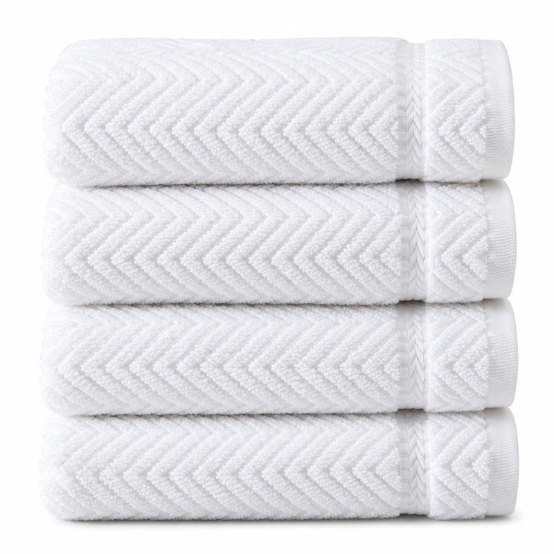 Ensemble de quatre serviettes de toilette blanches à chevrons en coton turc, 40 x 75 cm