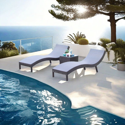 Handwoven Eco-Friendly S-Shaped Outdoor Chaise Outdoor Wicker Chaise Lounge Set with Table