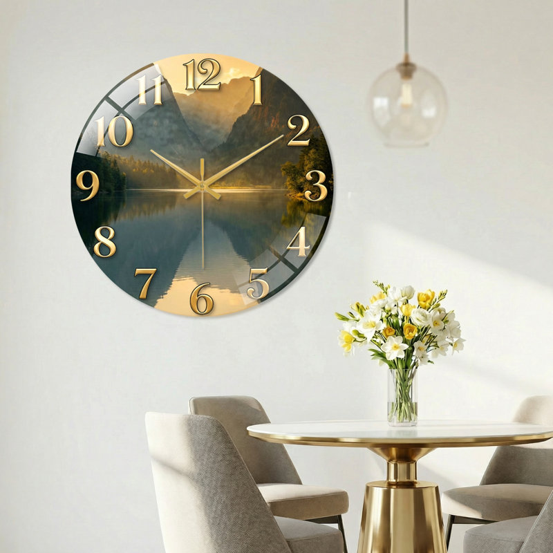 «Mountain Lake», horloge murale en verre, 40 x 40 cm (15,7 x 15,7 pouces)