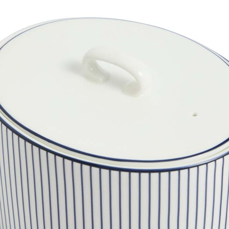Wedgwood Gio Teapot 31.7floz Pinstripe White