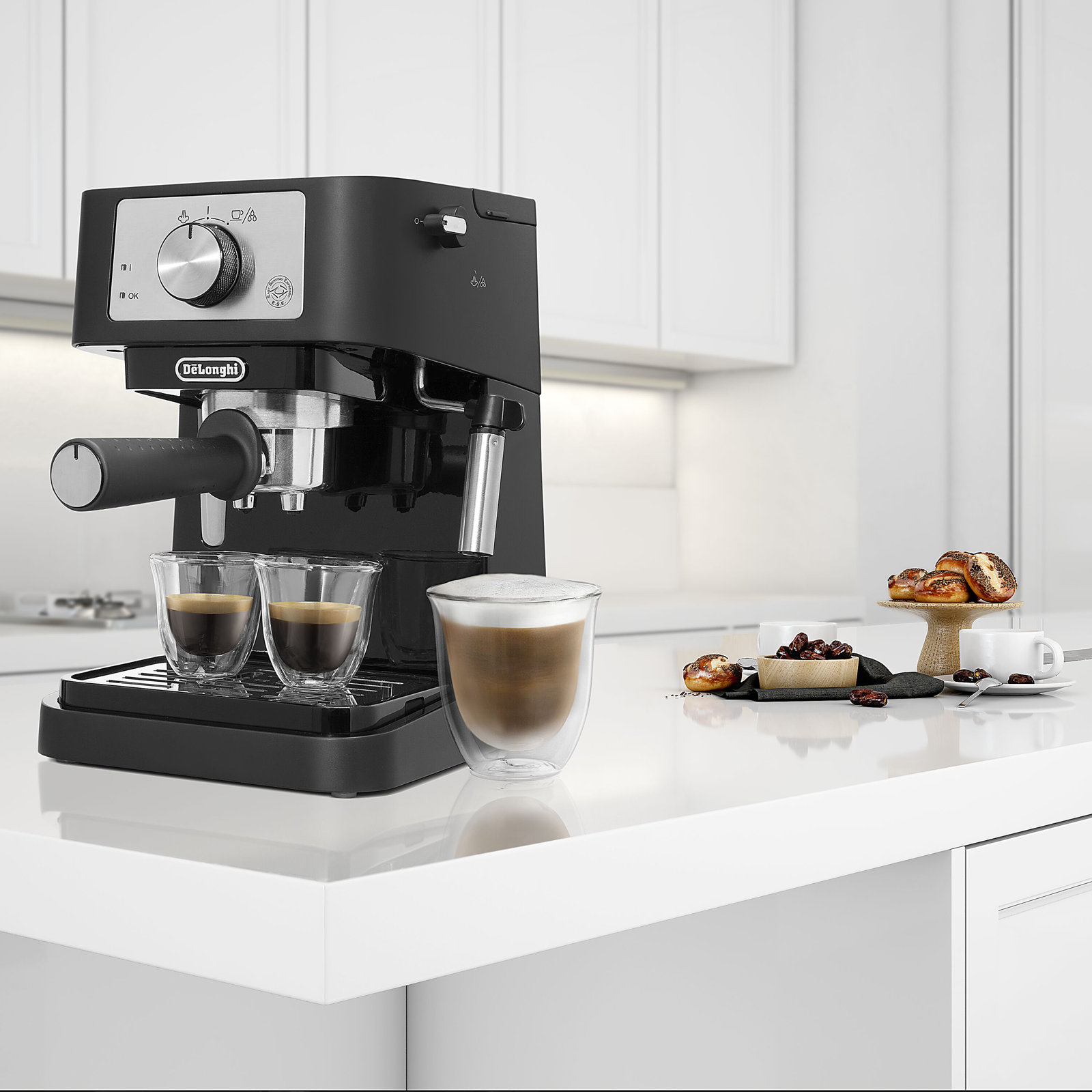 De'Longhi Stilosa Manual Espresso Machine, Latte & Cappuccino Maker