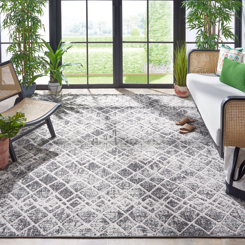 Brixwood Performance Geometric Indoor/Outdoor Area Rug, Rectangle 4' x 6'