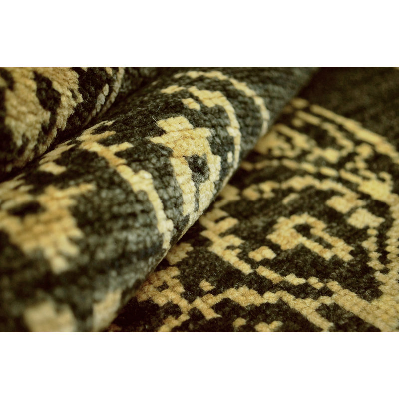 Everalda Wool Geometric Indoor Rug, Rectangle 8' x 10'