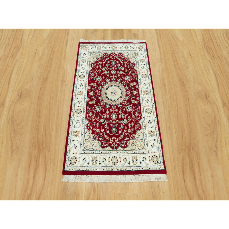 Tapis rouge en laine nouvel âge unique 2 pi 7 po x 4 pi 1 po Celene