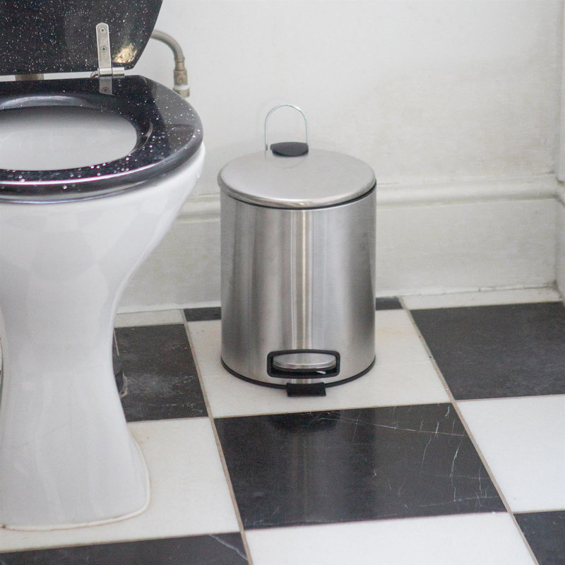 Harbour Housewares - Round Bathroom Pedal Bins, Brushed
