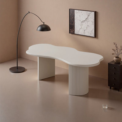 Bureau de construction en bois massif