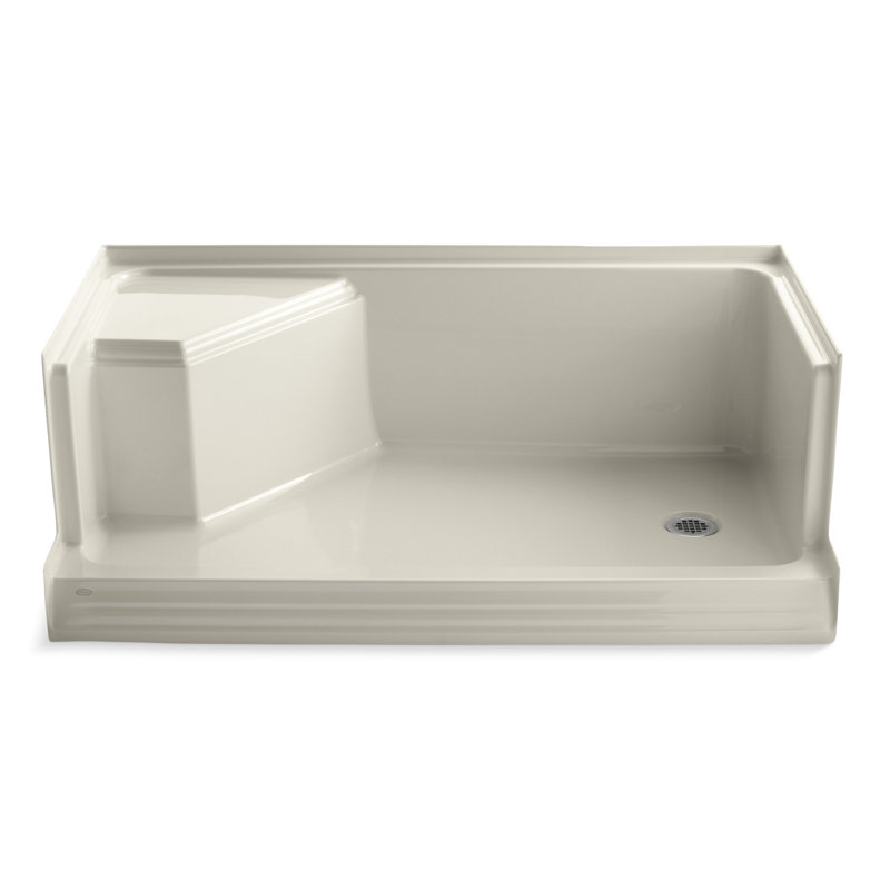 Base de douche à seuil simple l 60 po x P 36 po Memoirs, Noir