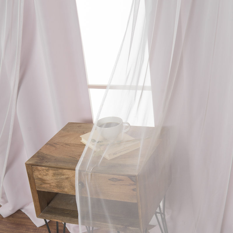 Panneau coulissant en polyester Natascha, l 52" x L 84", Rose bonbon