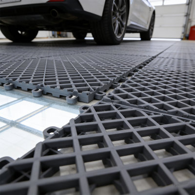25pcs Plastic Garage Floor Mats157x157NonSlip Interlocking Plastic Garage Floor MatSplicing Drainage Floor Tile and Shower Mat for Garage Ga