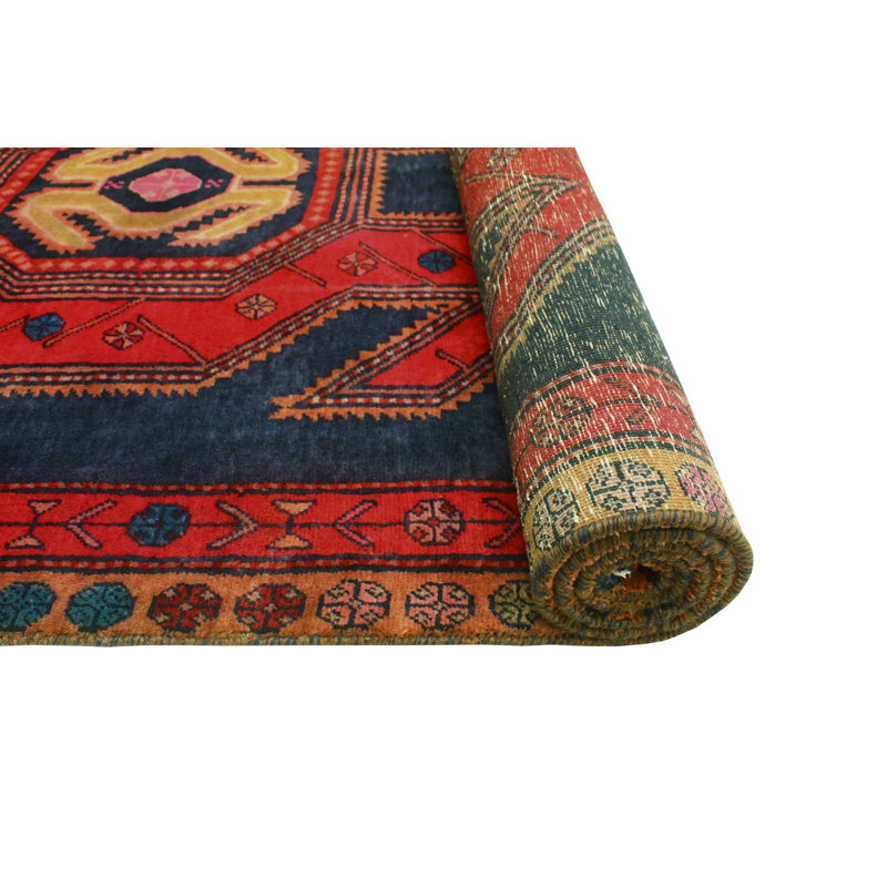 Khylar Distressed Gina Red Runner