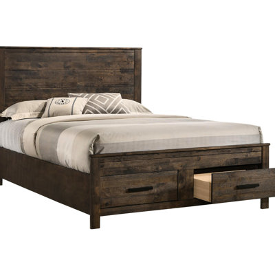 Grand lit rustique brun doré avec rangement pratique et belle surface de sommeil confortable