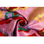 Coussin décoratif en velours de soie fait à la main 20 po x 20 po - Motif de cœur rose et rouge avec plumes