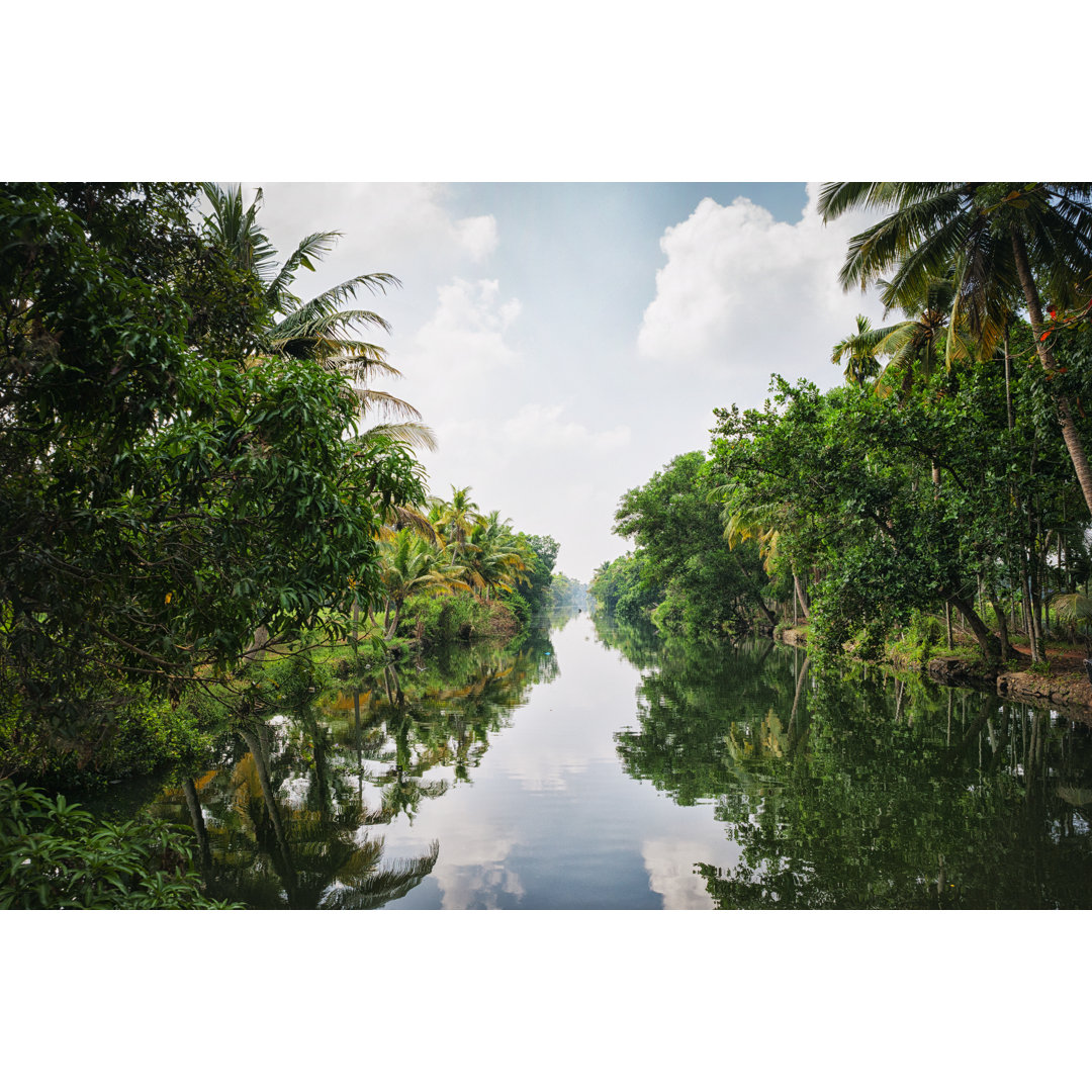 Die Kerala Backwaters in Indien von Powerofforever - Leinwandbild