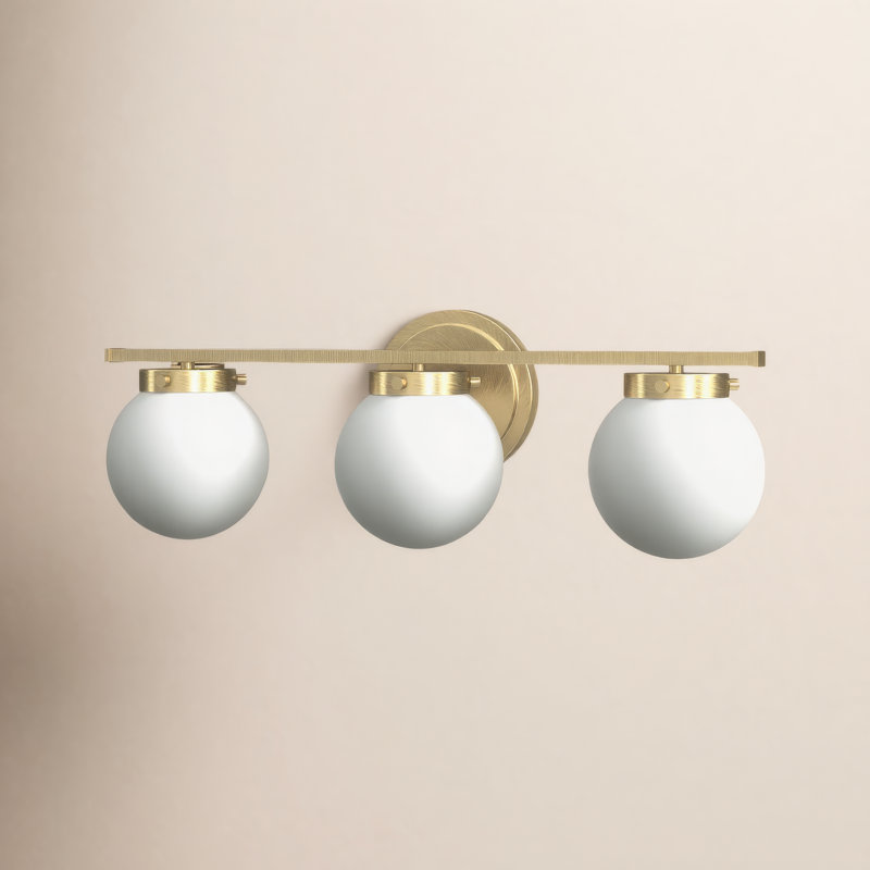 Éclairage pour salle de bain à 3 lumières à intensité variable Finian, Laiton naturel, Blanc
