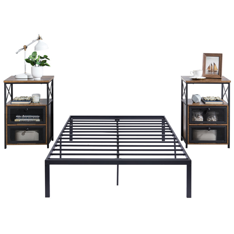 Ensemble de chambre avec lit plateforme et table de chevet en métal 3 pièces Blinni, Brun, Double