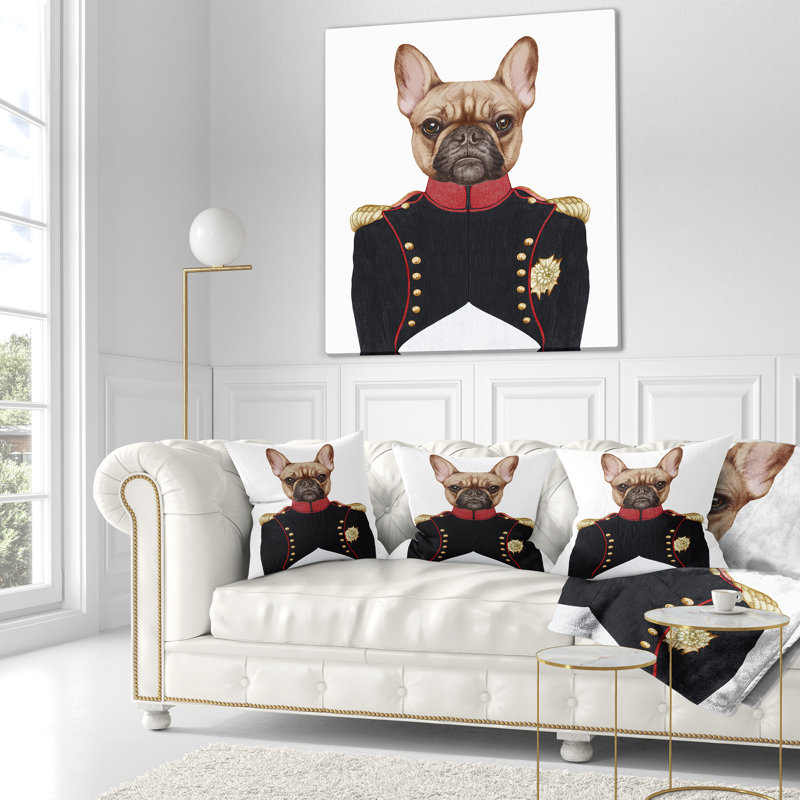 Bouledogue français en uniforme militaire - coussin imprimé animal, 18 po x 18 po, Coussin décoratif