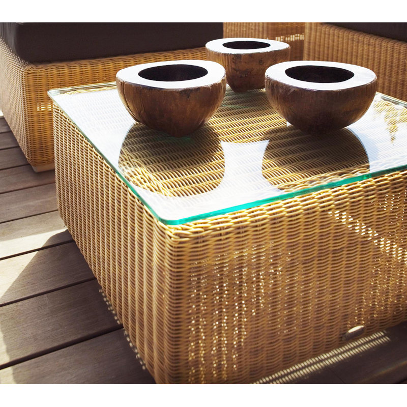 Chester Round Metal Outdoor Coffee Table , 23.7'' in. W 23.7'' in. D, Natural