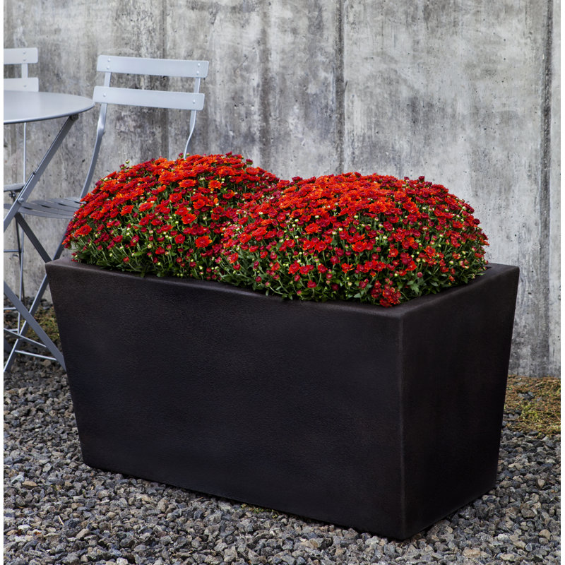 Boîte à fleurs en béton Davos, Pierre Alpine, 18" H x 18" lx 36" p