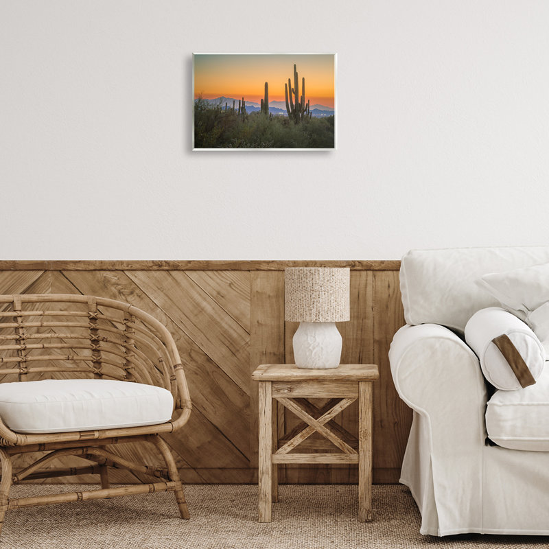 «Cacti Looming» par Marty Hulsebos, H 10 po x l 15 po