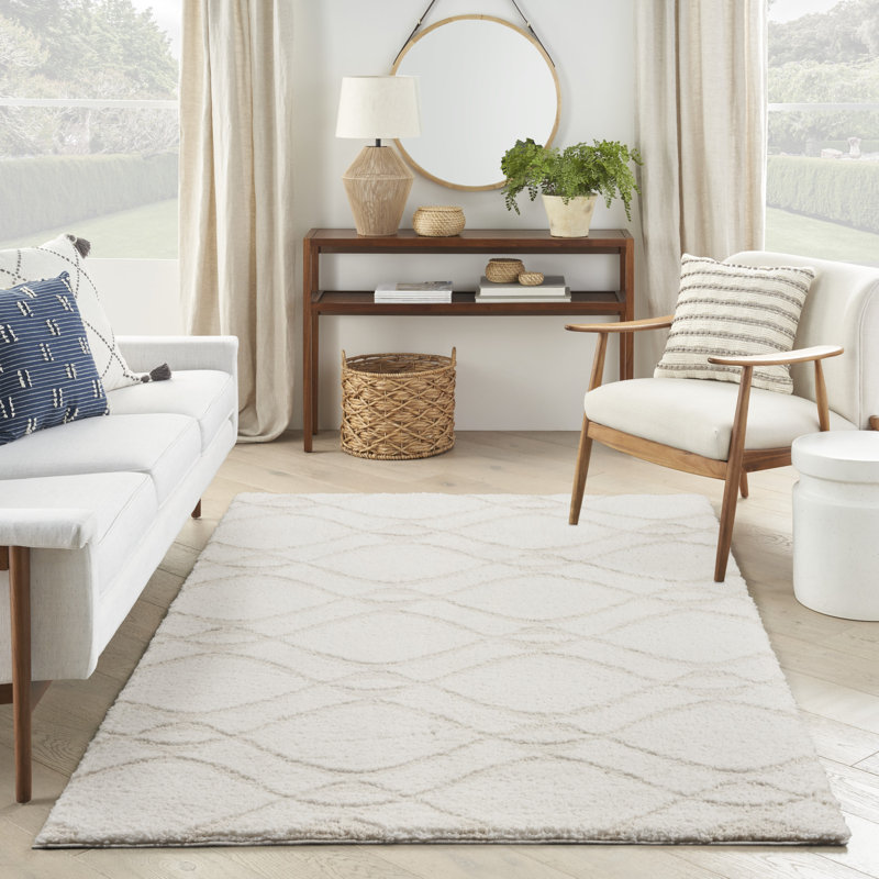Tapis d'intérieur moderne ivoire beige à poils longs 5 pi 3 po x 7 pi Wrought Studio ™