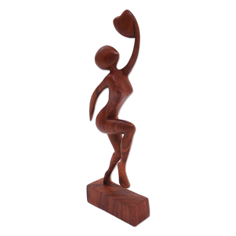 Sculpture en bois romantique fait main Penishaw