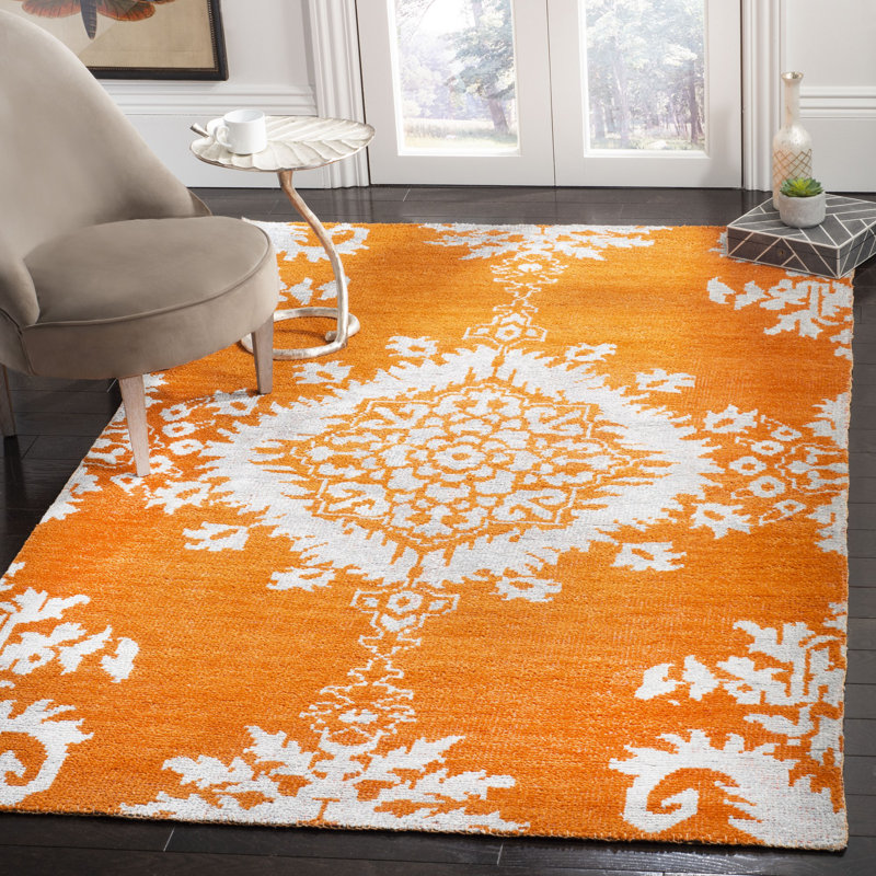 Sabian Hand Knotted Wool/Viscose/Cotton Oriental Rug in Gold, Rectangle 6' x 9'