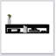 Meuble télé Rockwood avec tablettes de rangement ouvertes et gestion des câbles, parfait pour la vie moderne et les espaces organisés.