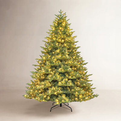 Pre-Lit Noble Fir Christmas Tree