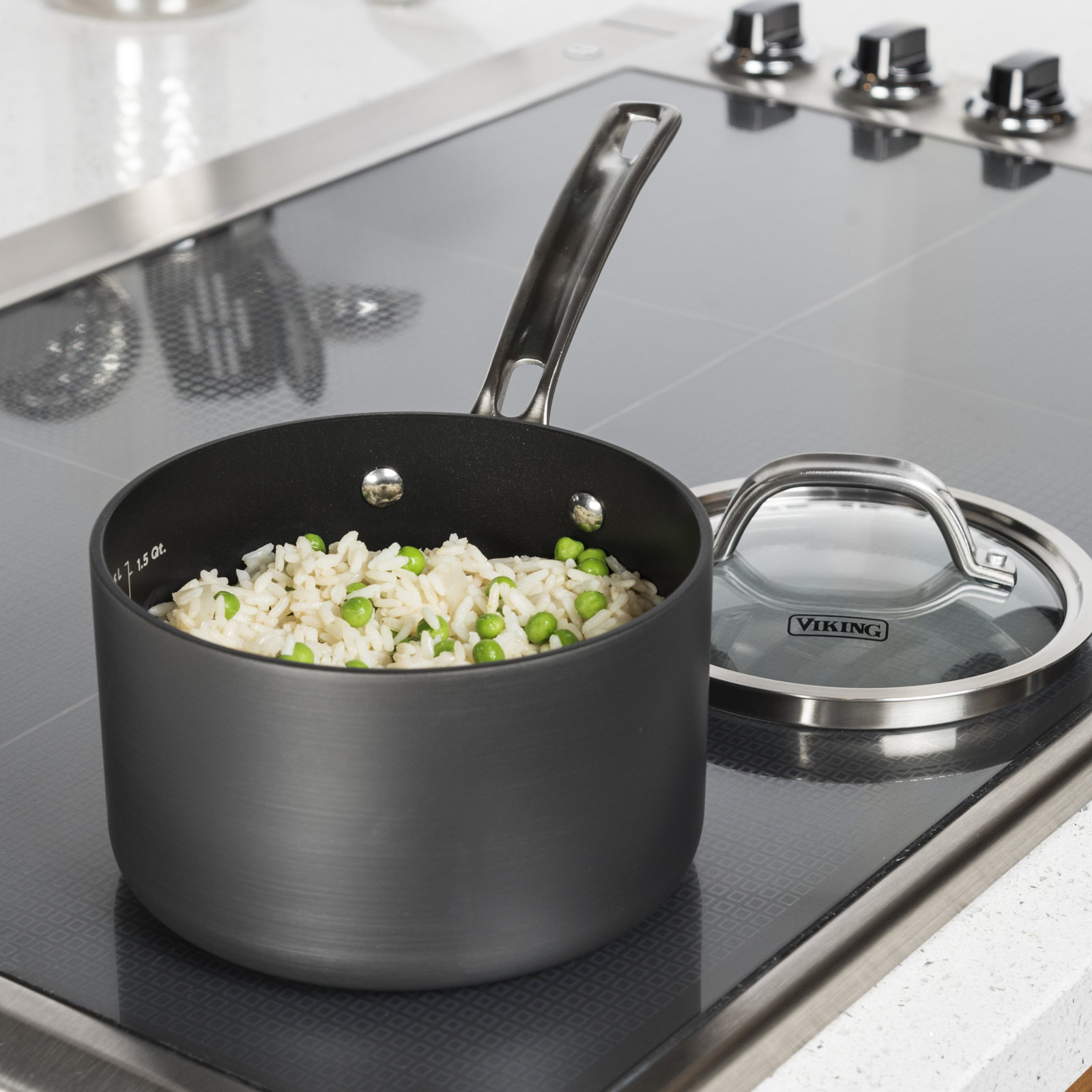 Viking Hard Anodized Nonstick Saucepan with Lid, 2 qt.