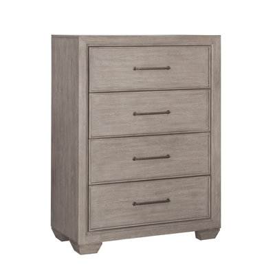 Ennesley 4 Drawer 38" W Chest by Roundhill Furniture