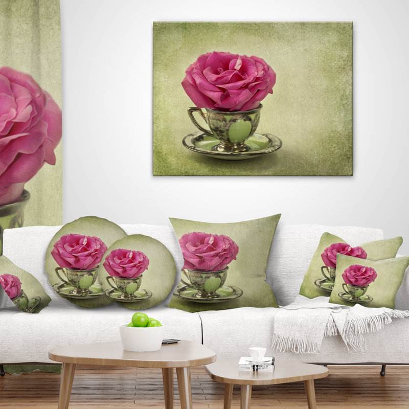 Coussin lombaire en fleur et soucoupe